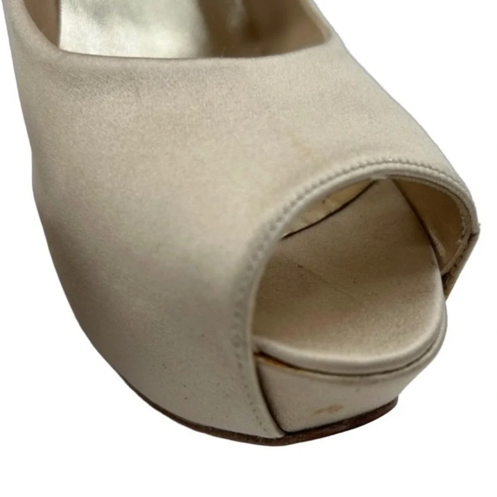 Stuart Weitzman Peep Toe Pumps Women's Size 8 M Champagne Satin‎ Platform Shoes